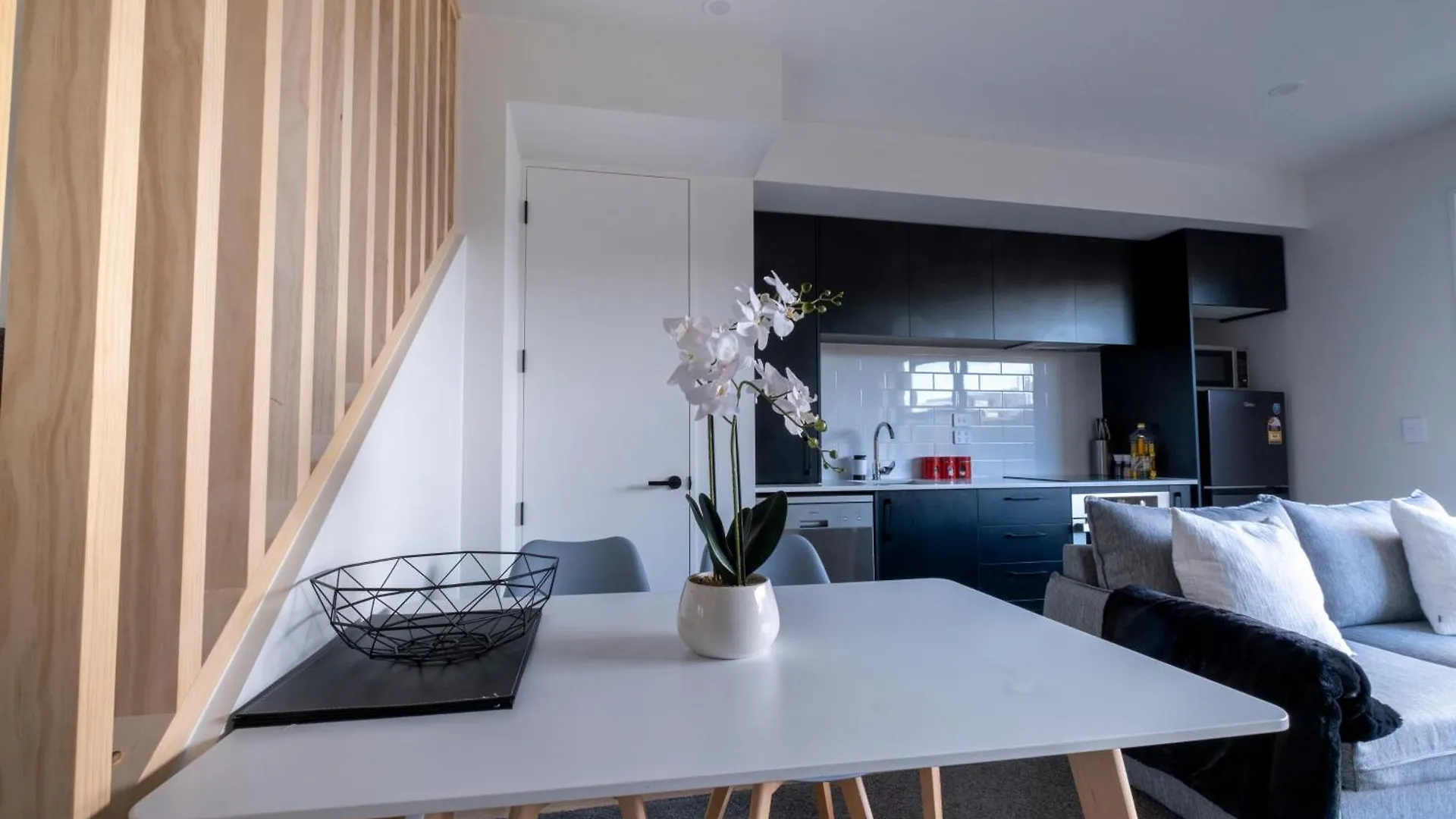 Luxury 2 Bed Townhome In Cbd كريستتشيرش نيوزيلندا